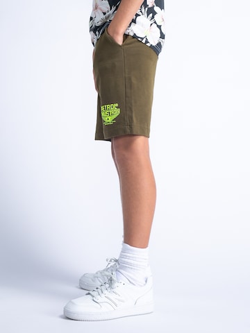 Regular Pantalon 'Sundew' Petrol Industries en vert