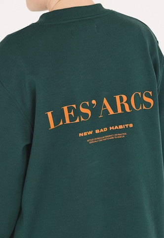 Les'Arcs Sweatshirt 'Deasach' in Groen