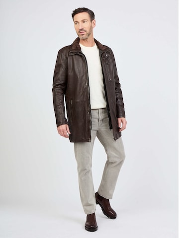 JCC Tussenjas in Bruin