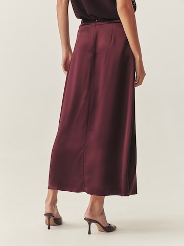 TATUUM Szoknyák - piros