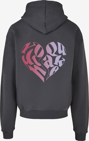 Lost Youth Sweatshirt 'Heart' in Grau