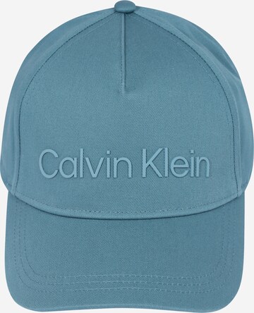 Calvin Klein Шапка с козирка в синьо