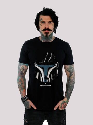 F4NT4STIC Shirt 'Star Wars The Mandalorian Helmet' in Zwart: voorkant