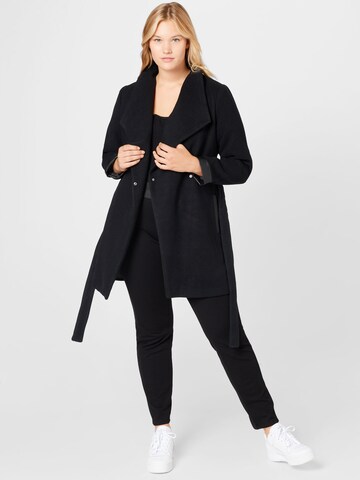 Vero Moda Curve Płaszcz przejściowy 'Calasissel' w kolorze czarny