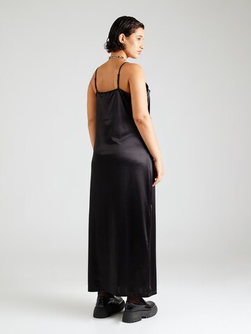 Vero Moda Curve Платье 'VMCAnni' в Черный