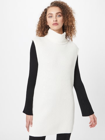 Abercrombie & Fitch Knitted dress in White: front
