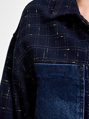 Veste mi-saison 'Bomber Denim Jacket' IT'S BASIC en bleu