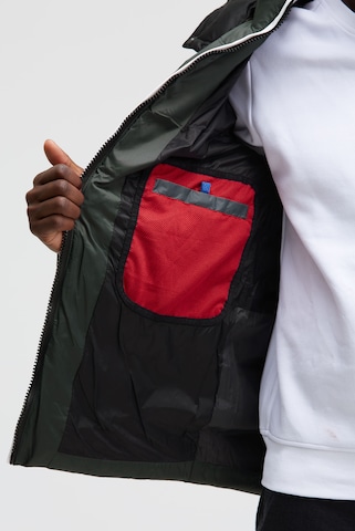 CAMP DAVID Winter Jacket in Green