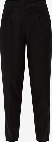 s.Oliver Tapered Pleated Pants in Black: front