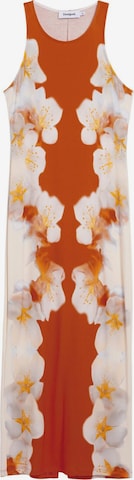 Desigual Mekko värissä oranssi: etupuoli