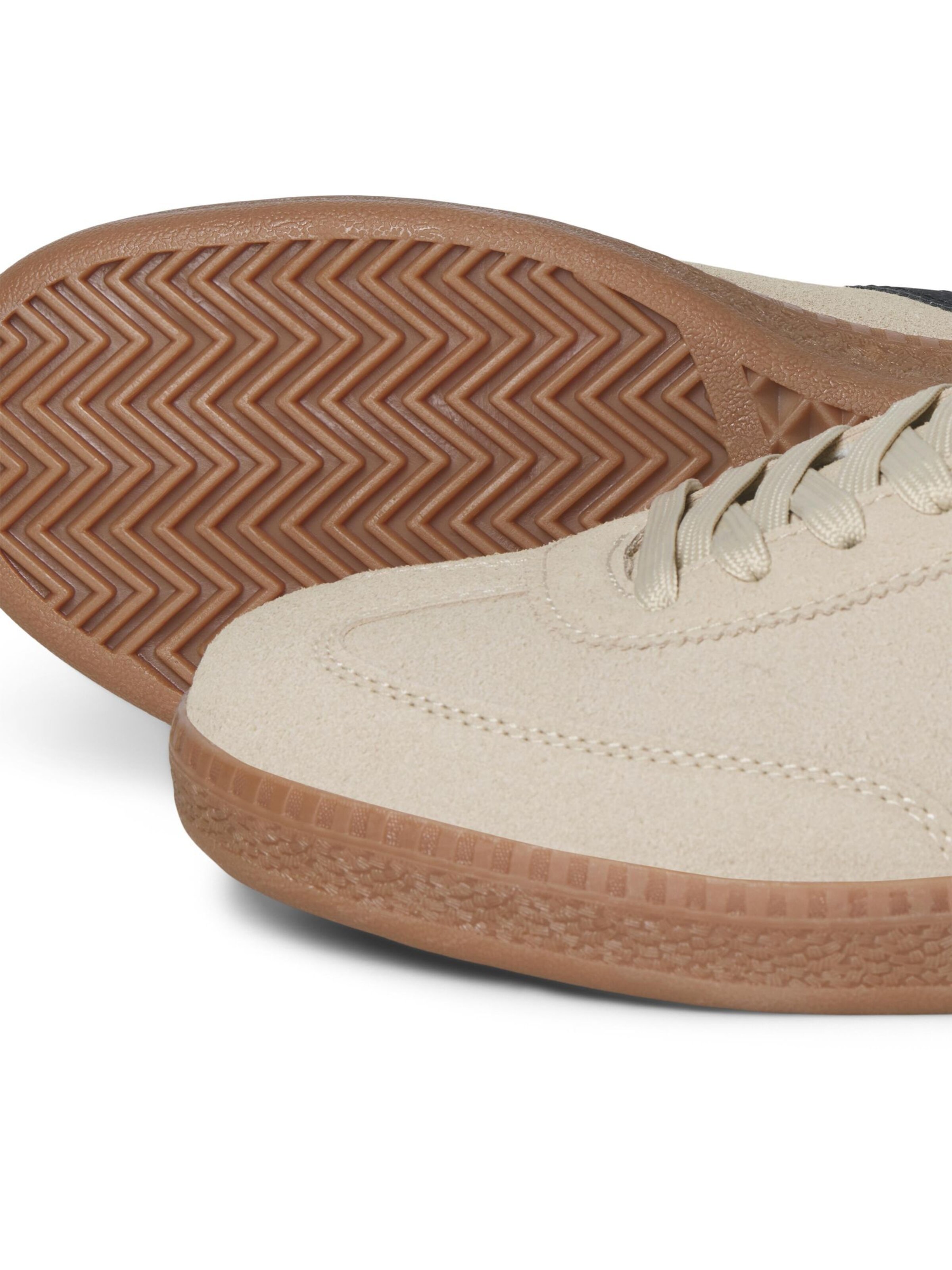 JACK & JONES Низкие кроссовки 'JFWMATEO' в Серый