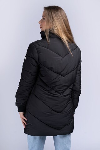 LONSDALE Winterjacke 'BEELEY' in Schwarz