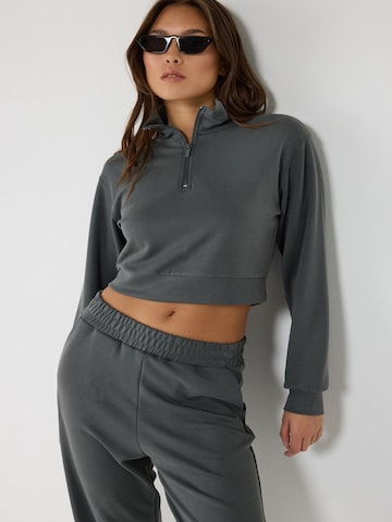 No Matter What Sweatshirt in Grau