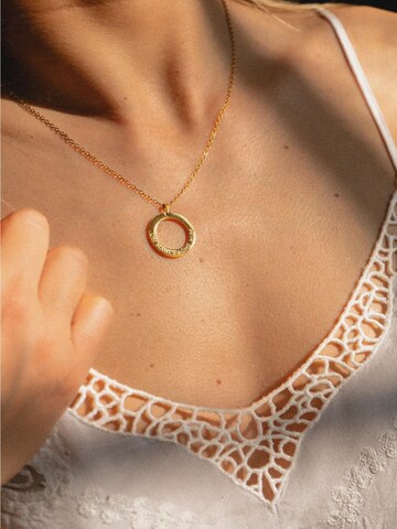 Divasya Kette 'Om Mani Padme Hum'‌‌‌‌‌‌‌‌‌‌ in Gold: Vorderseite