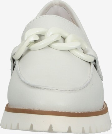 ARA Classic Flats in White