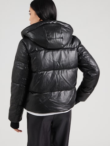 Tally Weijl - Chaqueta de entretiempo 'Jackets' en negro