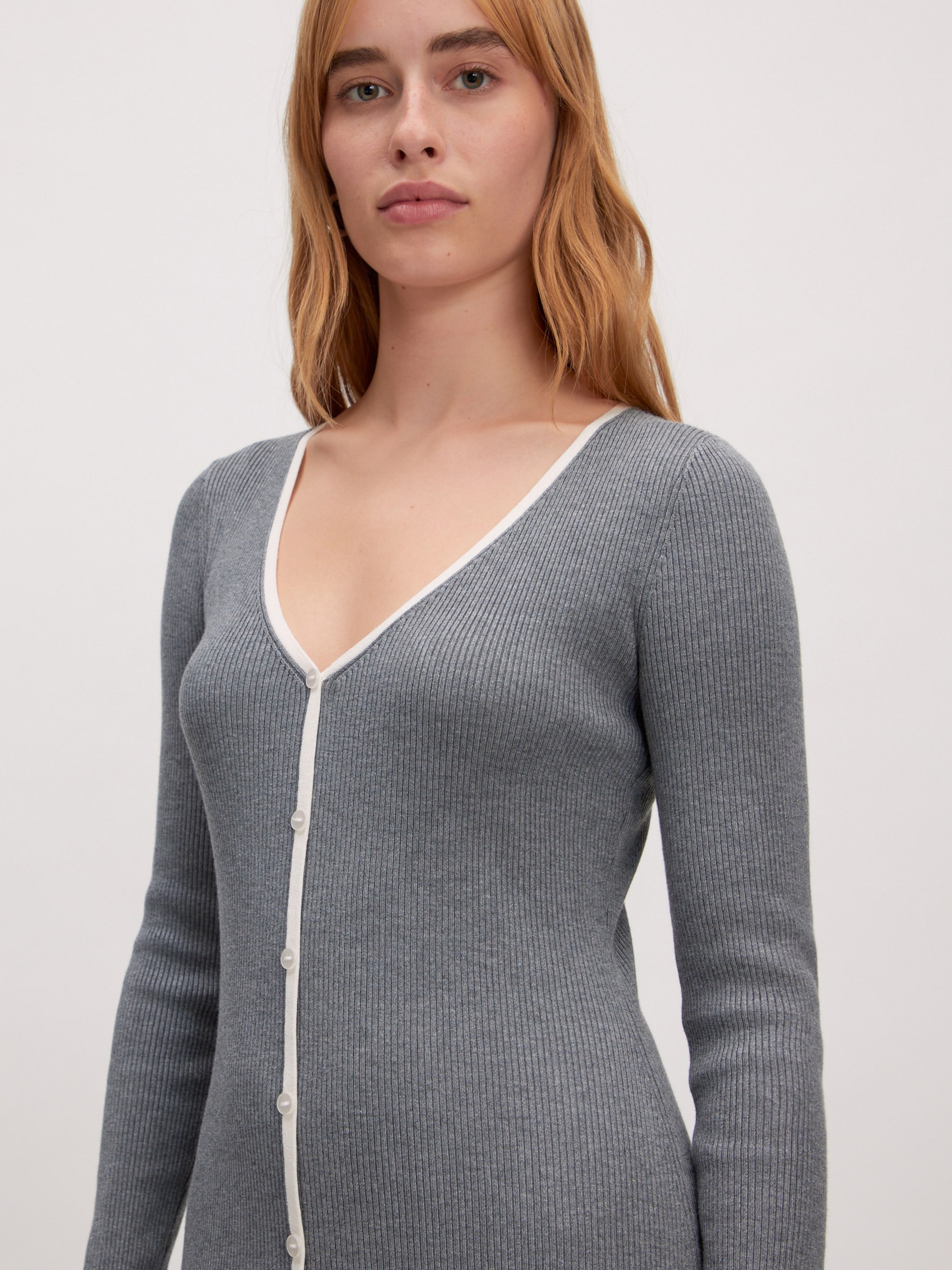 EDITED Produits Robe 'Yante' gris