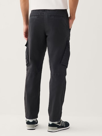 Next Štandardný strih Kapsáče - Čierna