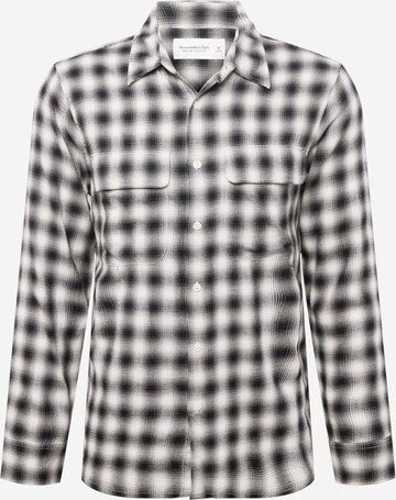 Regular fit Camicia di Abercrombie & Fitch in bianco: frontale