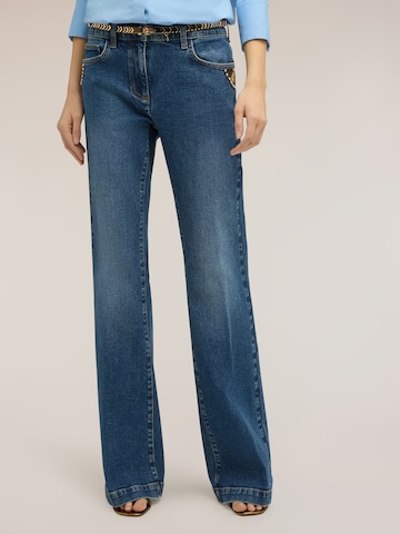 Flared Jeans di MOTIVI in blu