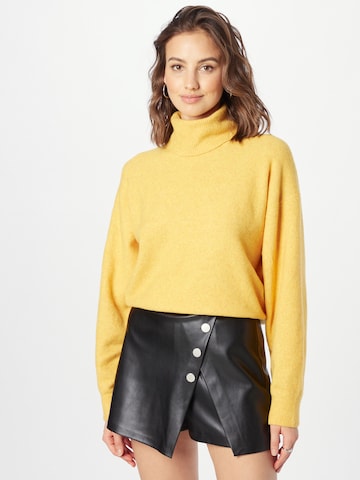 WEEKDAY Sweater 'Aggie' in Yellow: front