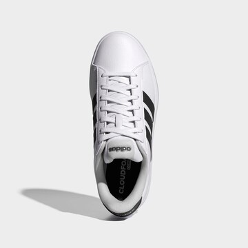 Baskets basses 'Grand Court 3.0' ADIDAS SPORTSWEAR en blanc