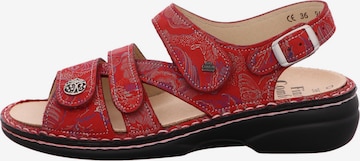 Finn Comfort Sandale in Rot