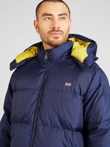 LEVI'S ® Зимно яке 'Hooded Fillmore Short Jacket' в синьо