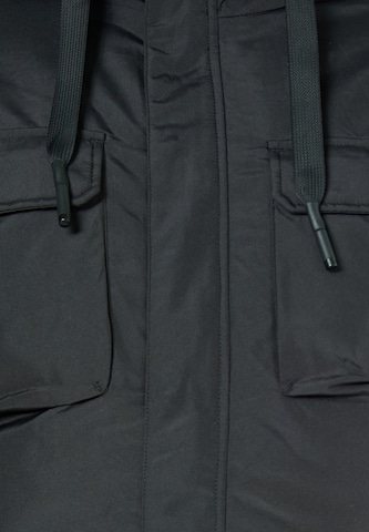 MO Outdoor jacket in Black