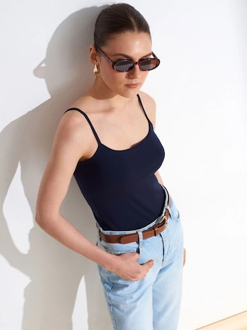 Dilvin Top in Blue