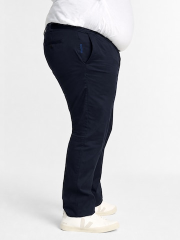 Mr Main Man Regular Chino Pants in Blue