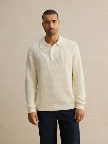 DAN FOX APPAREL Pulover 'Luca' | bela barva: sprednja stran