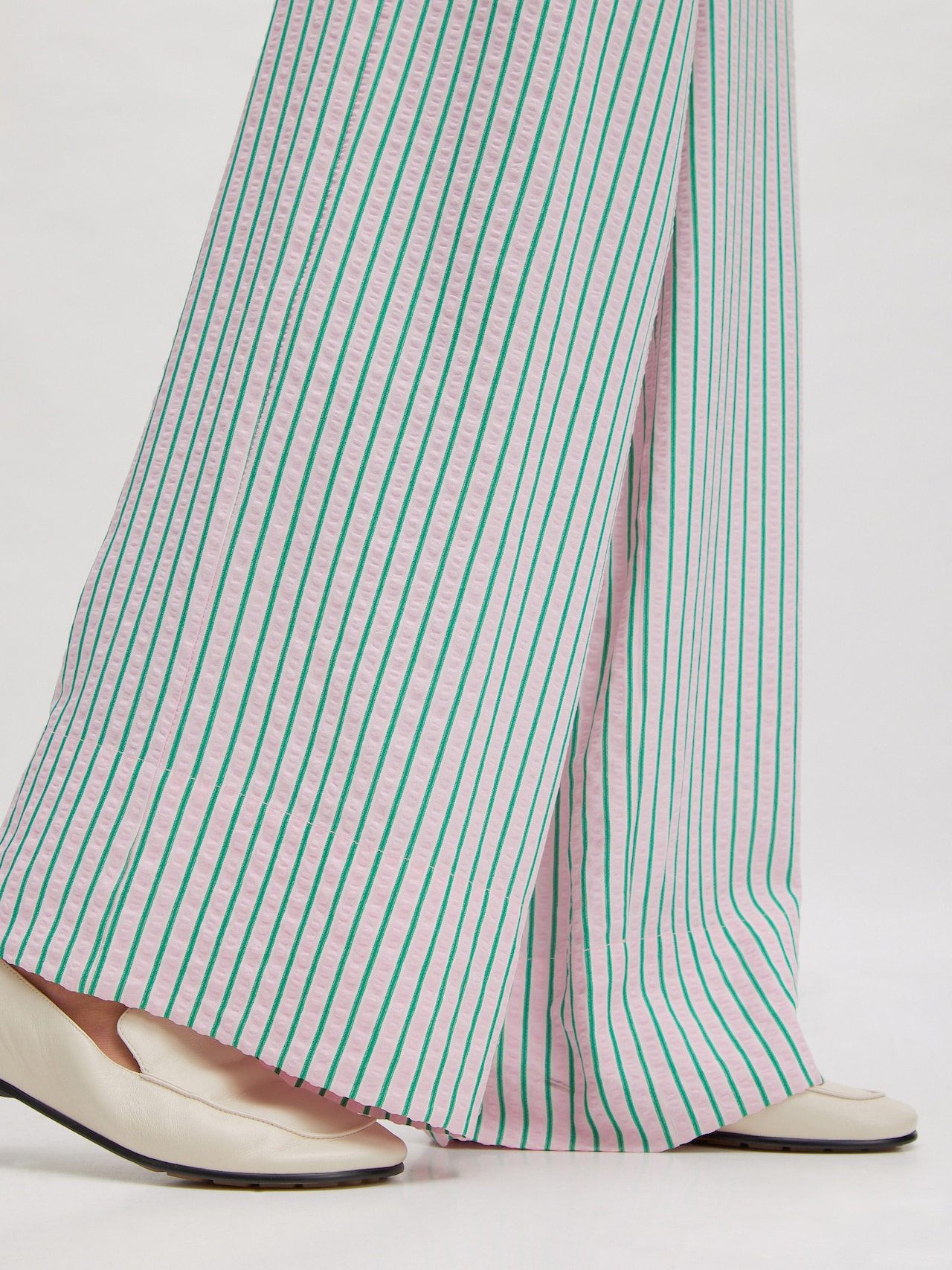 EDITED Nouveautés Pantalon 'Cataleya' vert