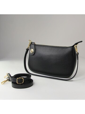 Toscanto Shoulder Bag in Black
