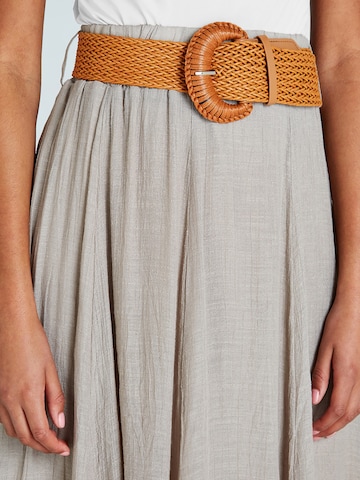 Apricot Skirt in Brown