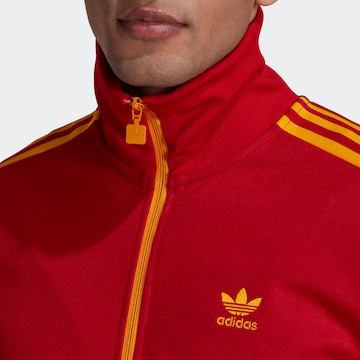 ADIDAS ORIGINALS - Casaco em moletão 'Beckenbauer' em vermelho