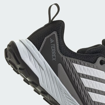 ADIDAS TERREX Ulkoilukengät 'Tracefinder Trail' värissä musta