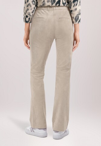 Betty Barclay Slim fit Trousers in Beige