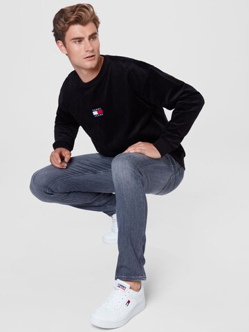 Tommy Jeans Sweatshirt 'Corduroy' in Black