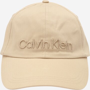 Șapcă de la Calvin Klein pe bej