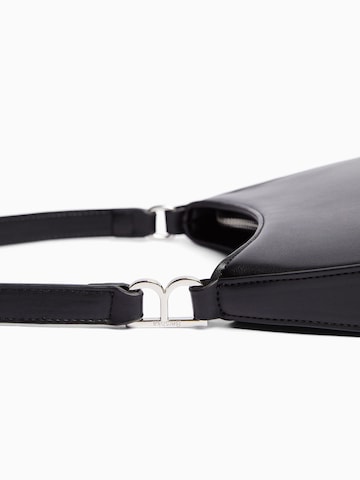 Bershka Tasche in Schwarz: predná strana