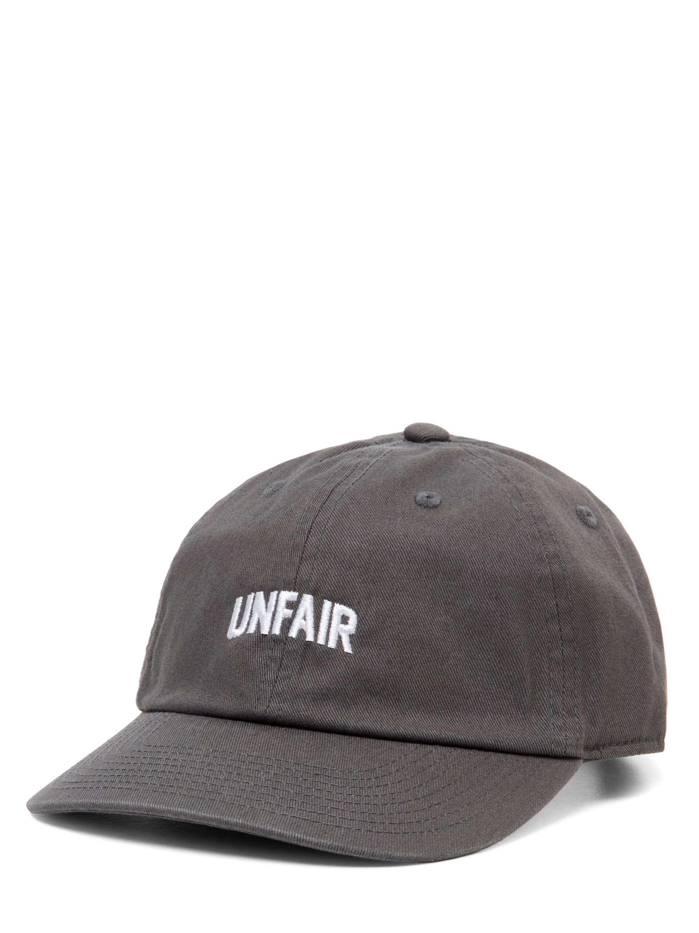 Unfair Athletics Pet in Grijs: voorkant