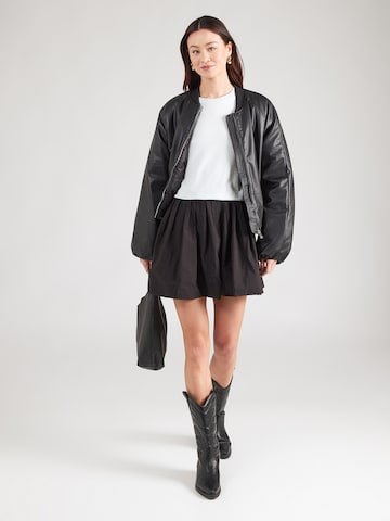 GUESS T-Shirt in Blau