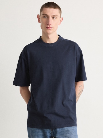 BOSS Shirt in Blue: front
