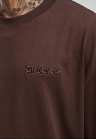 Dropsize T-Shirt 'Embo' in Braun