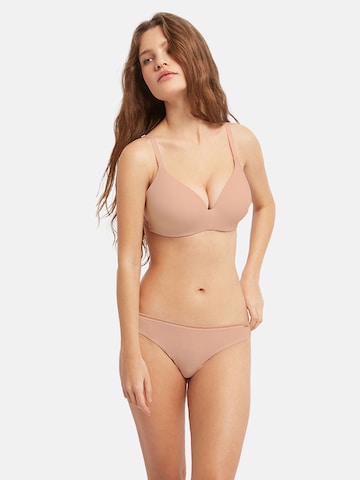 Gisela T-shirt Bra in Beige