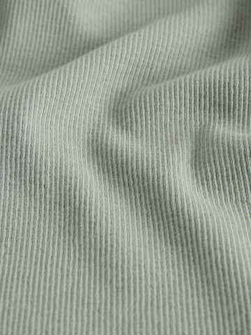 The Set Top in Beige