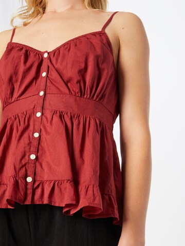 American Eagle Top in Red