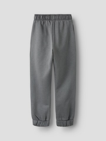 Baggy Pantaloni di NAME IT in grigio