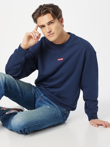 LEVI'S ® - Sweatshirt 'Relaxed Baby Tab Crew' em azul: frente